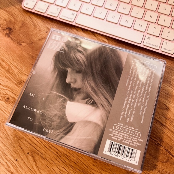 The Tortured Poets Department CD TTPD + The Albatross Bonus Track + Artifacts - Picture 2 of 3